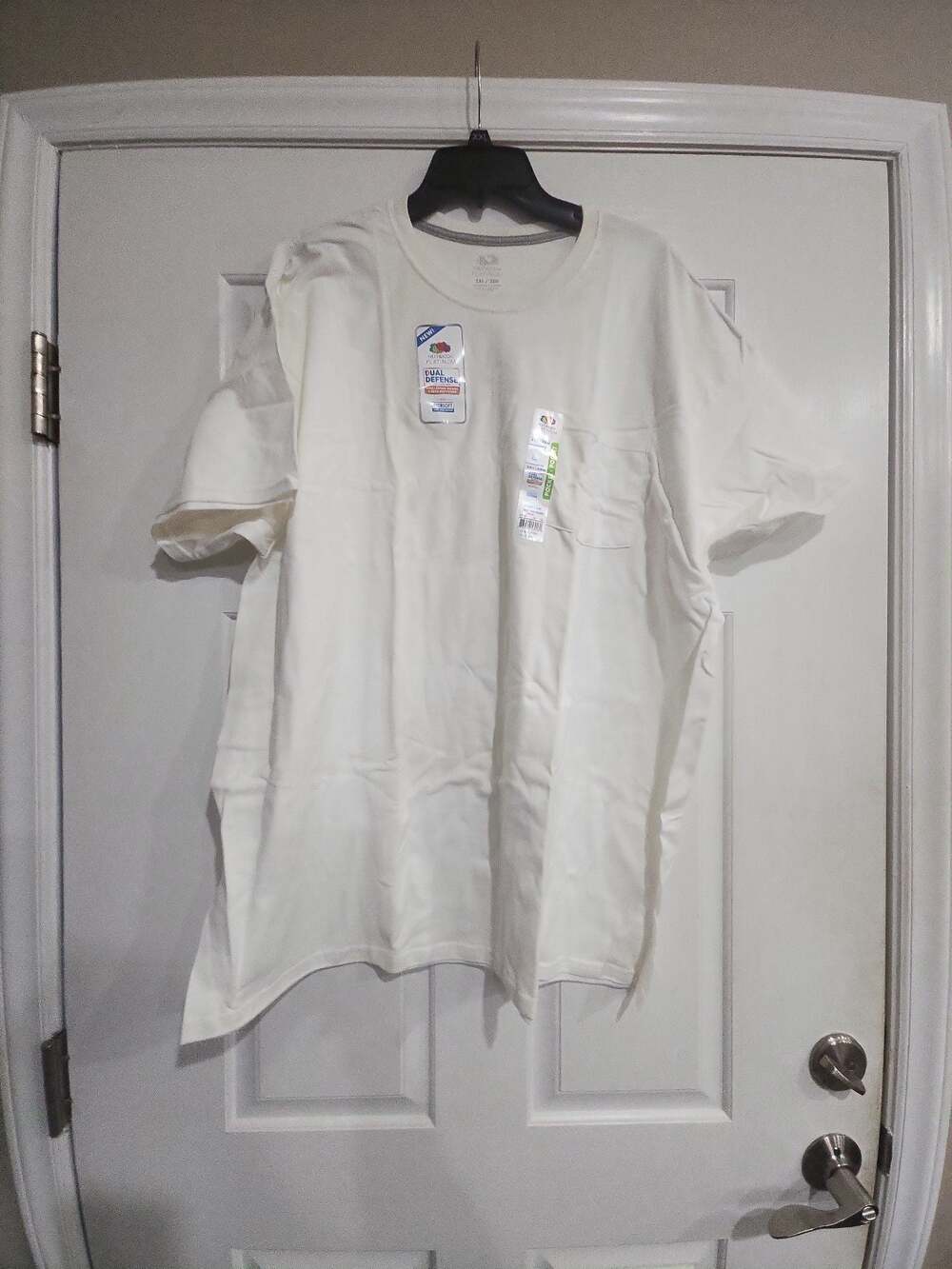 Fruit of the Loom Platinum Dual Defense Eversoft Short Sleeve Pocket T-Shirt 2XL